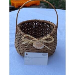 Handmade Basket w Handle Artist Aletha Gilbert Rattan Sea Grass (Bow & Shell EUC